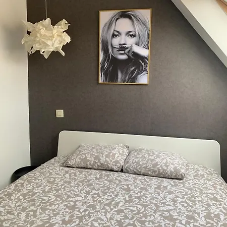 Anna Penthouse *